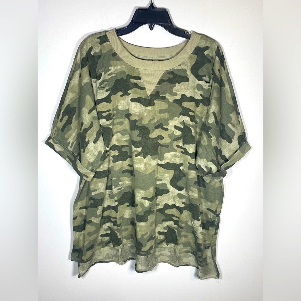 Woman Camouflage T-Shirt crop top